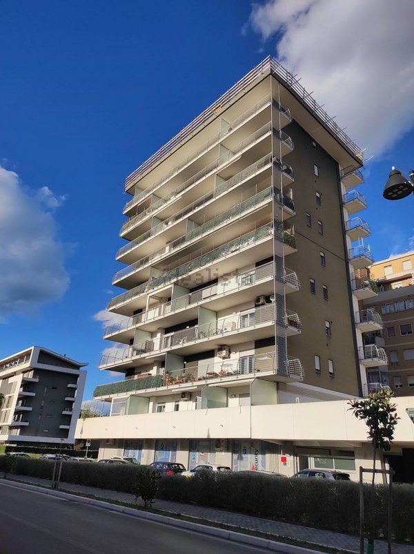 appartamento in vendita a Pescara in zona Porta Nuova