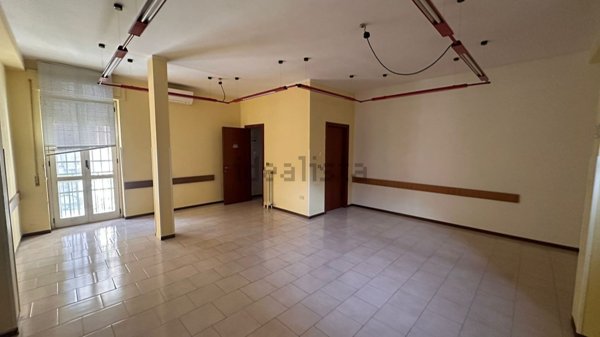 appartamento in vendita a Pescara in zona Porta Nuova