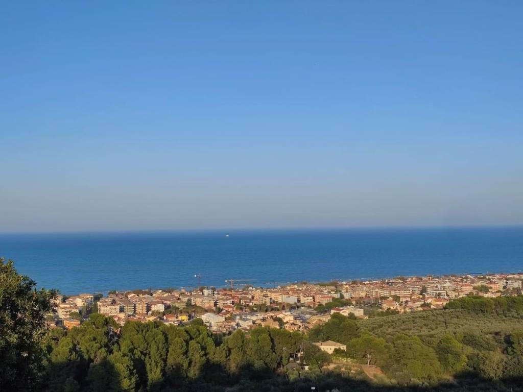 casa indipendente in vendita a Pescara in zona San Silvestro