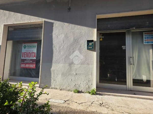 negozio in vendita a Pescara in zona Porta Nuova