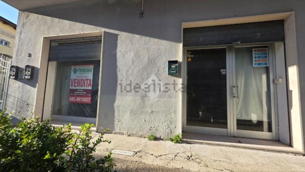 negozio in vendita a Pescara in zona Porta Nuova