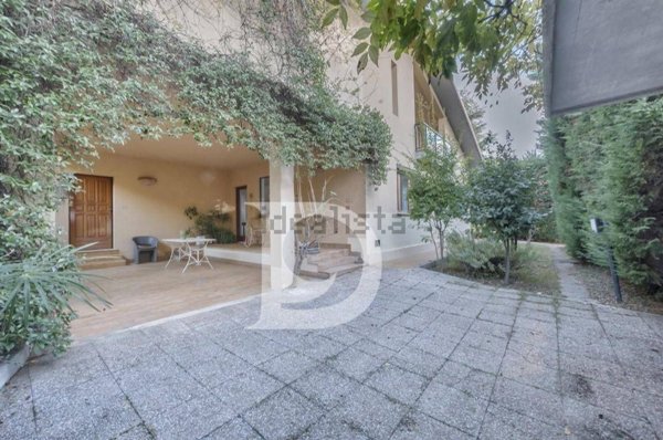 casa indipendente in vendita a Pescara