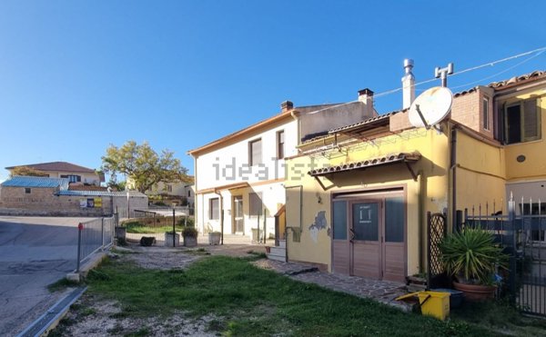 casa indipendente in vendita a Pescara in zona San Silvestro