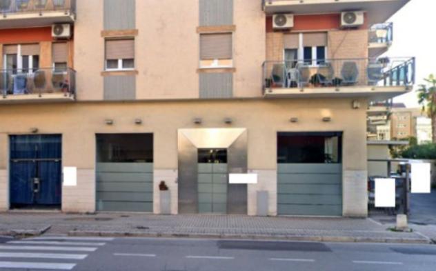 negozio in vendita a Pescara