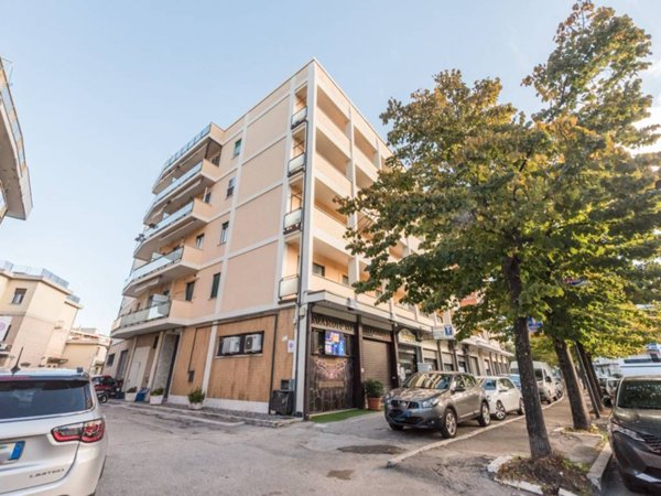 appartamento in vendita a Pescara in zona Stadio