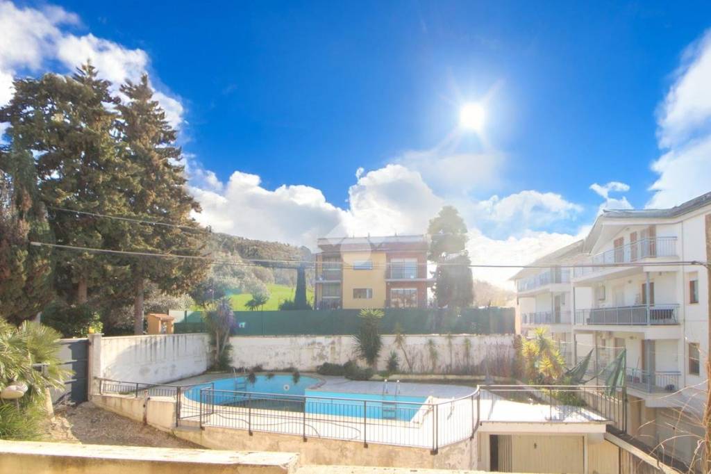 appartamento in vendita a Pescara in zona Pineta