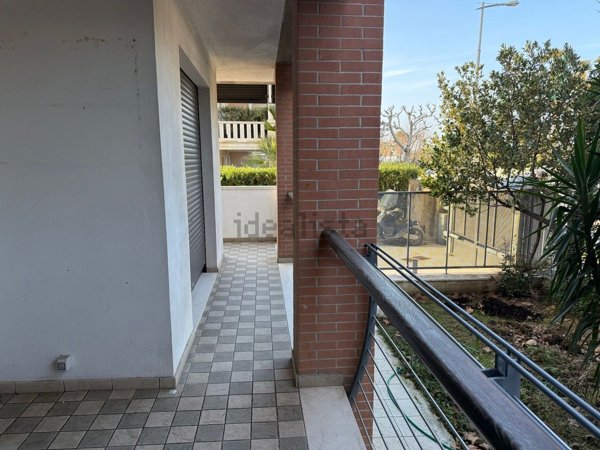 appartamento in vendita a Pescara in zona Pineta