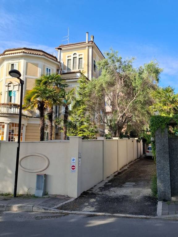 appartamento in vendita a Pescara in zona Centro Città