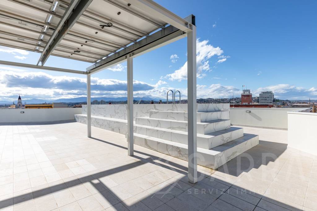 appartamento in vendita a Pescara in zona Porta Nuova