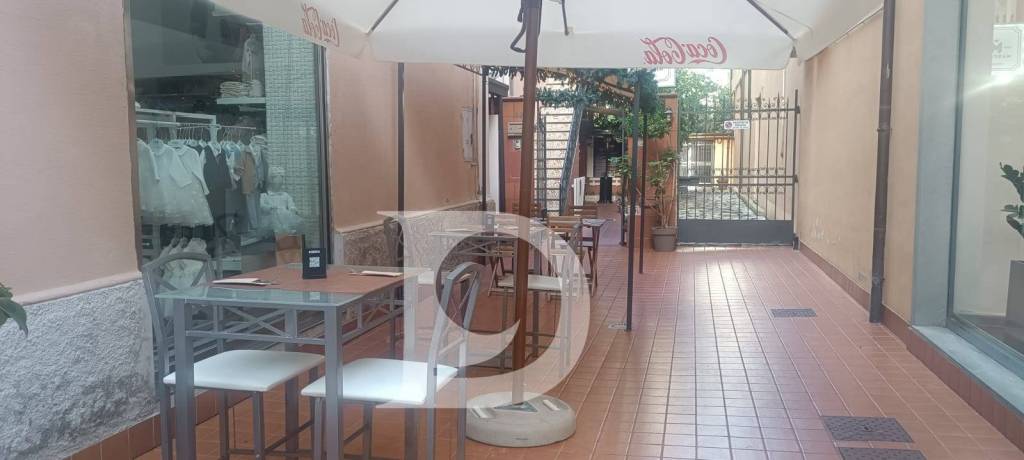 negozio in vendita a Pescara