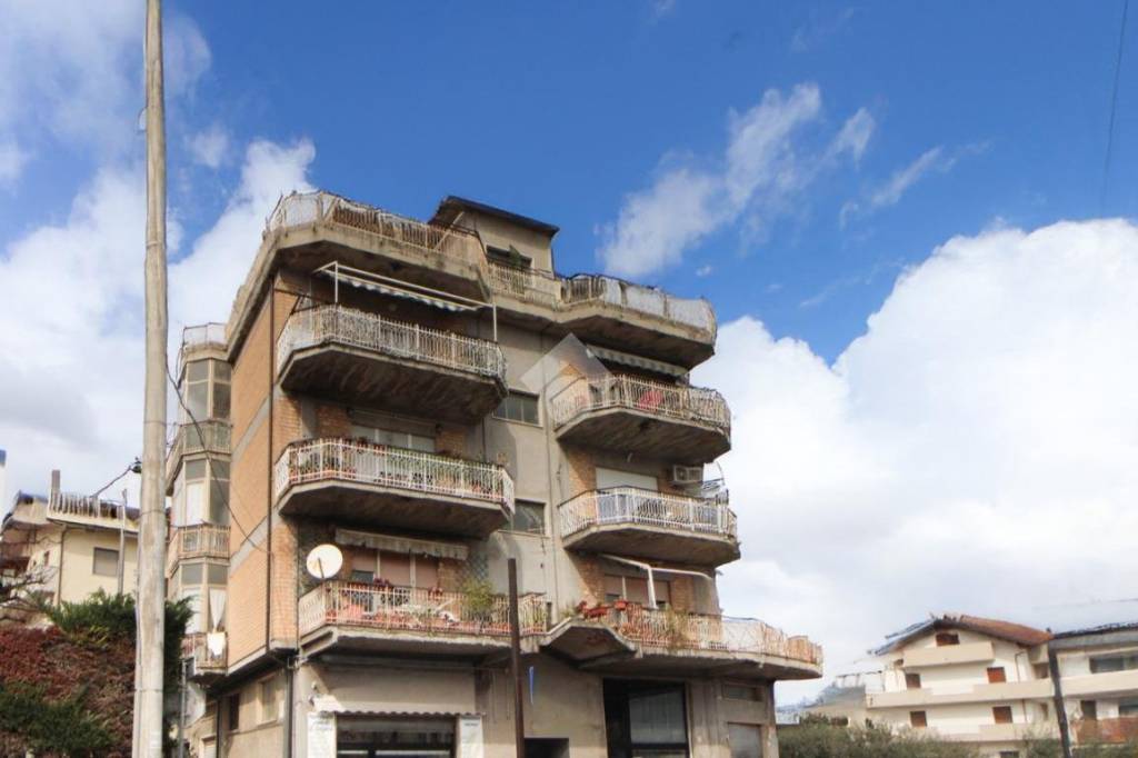 appartamento in vendita a Pescara in zona San Silvestro Spiaggia