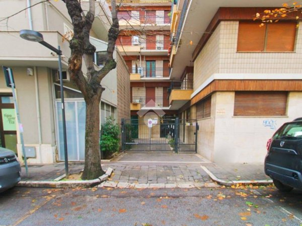 appartamento in vendita a Pescara in zona Centro Città