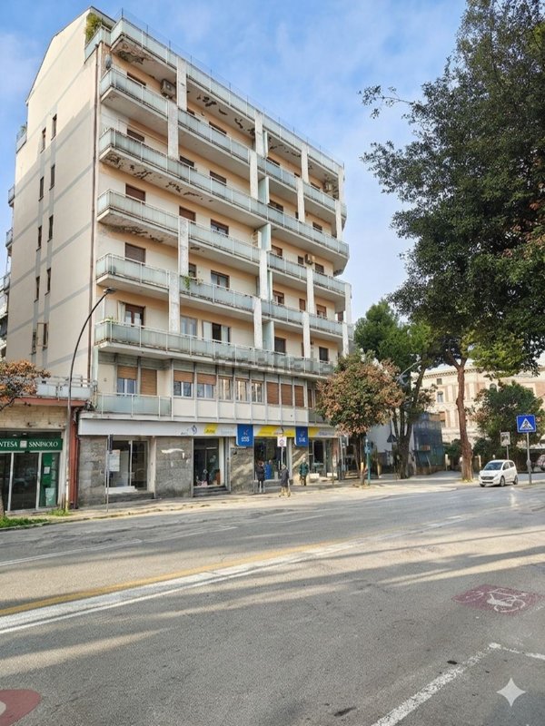 appartamento in vendita a Pescara in zona Porta Nuova