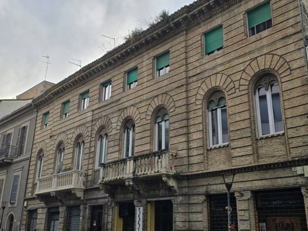 appartamento in vendita a Pescara in zona Porta Nuova