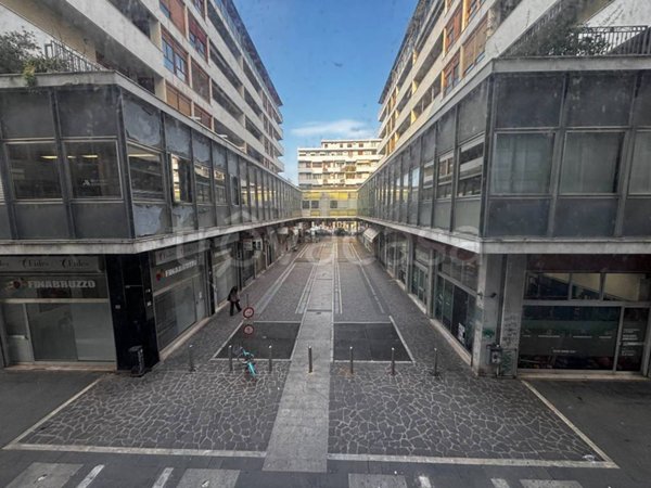ufficio in vendita a Pescara