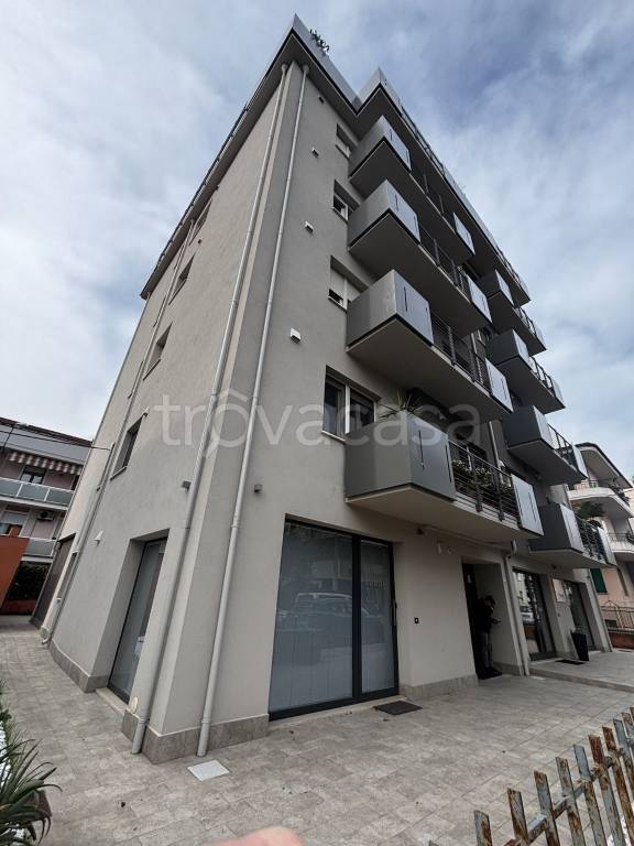 appartamento in vendita a Pescara in zona Duca degli Abruzzi