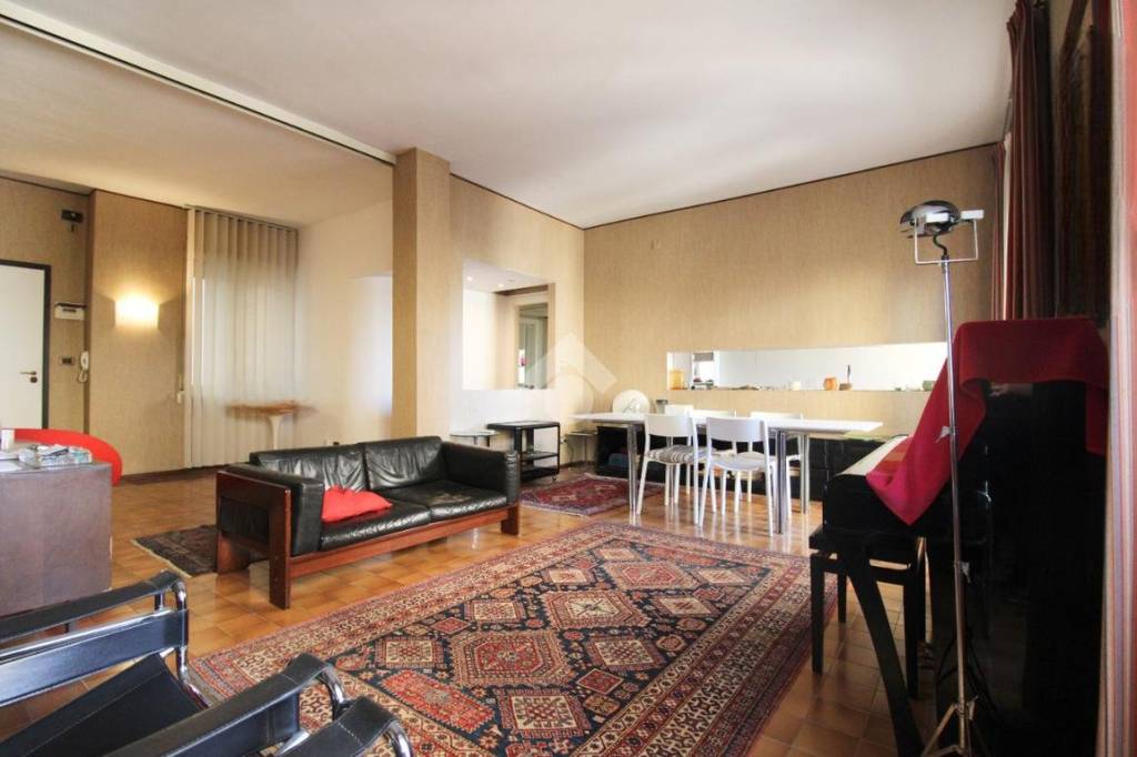 appartamento in vendita a Pescara in zona Centro Città