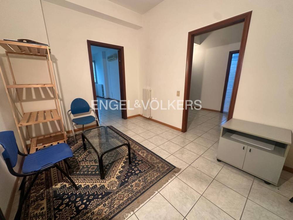 ufficio in vendita a Pescara in zona Centro Città