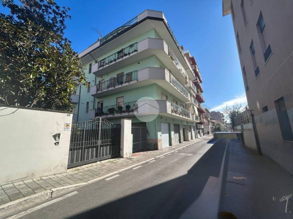 appartamento in vendita a Pescara in zona Porta Nuova