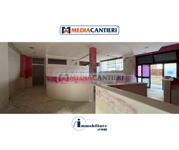 casa indipendente in vendita a Pescara in zona Centro Città