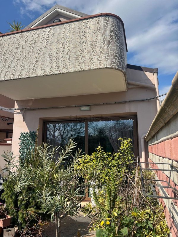 casa indipendente in vendita a Pescara