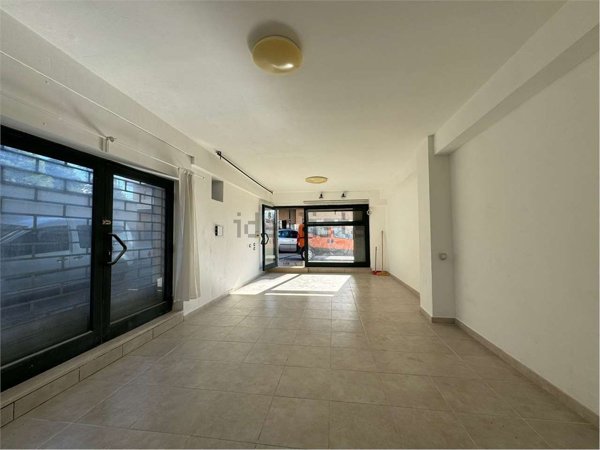 locale commerciale in vendita a Pescara