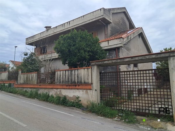 casa indipendente in vendita a Pescara in zona Colle Innamorati
