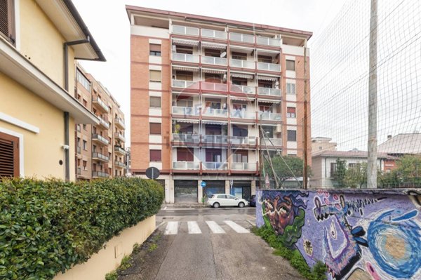 appartamento in vendita a Pescara in zona Porta Nuova