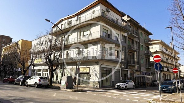 appartamento in vendita a Pescara in zona Porta Nuova