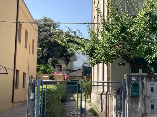 casa indipendente in vendita a Pescara in zona Ospedale