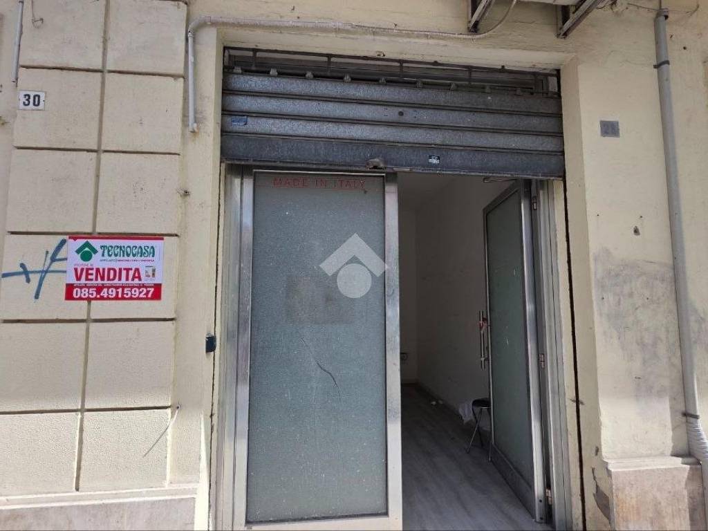 negozio in vendita a Pescara in zona Centro Città