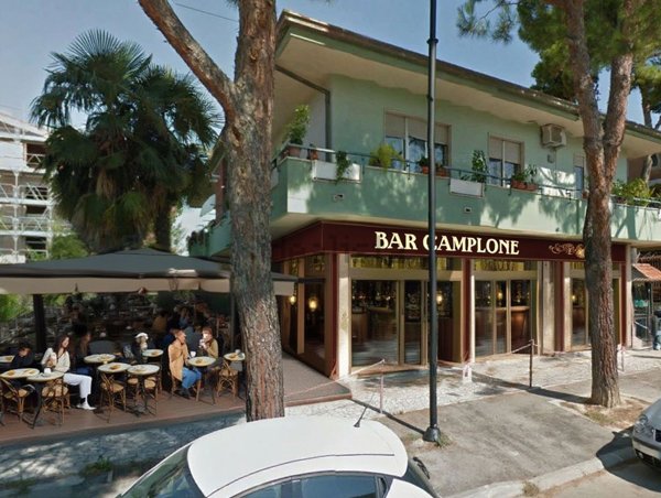 locale commerciale in vendita a Pescara