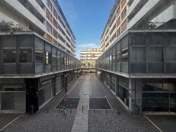 ufficio in vendita a Pescara