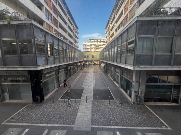 ufficio in vendita a Pescara