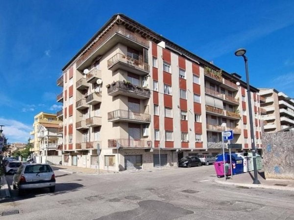 appartamento in vendita a Pescara in zona Porta Nuova