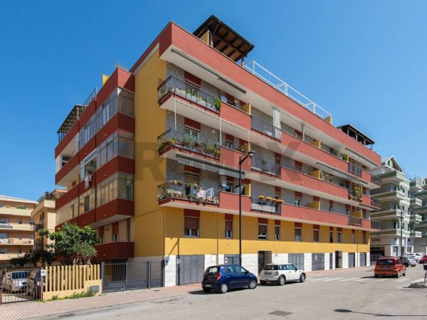 appartamento in vendita a Pescara in zona Porta Nuova