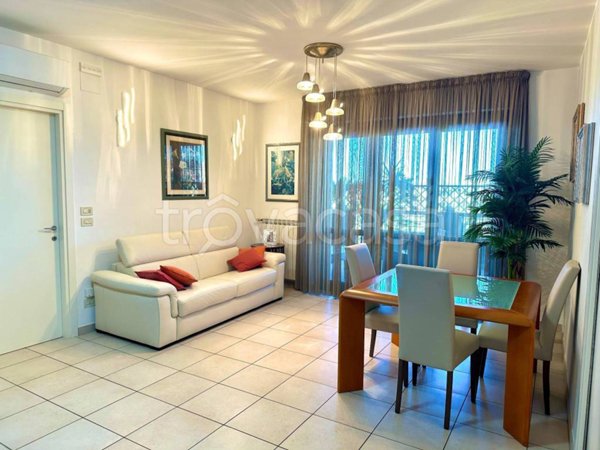 appartamento in vendita a Pescara in zona Colle Scorrano