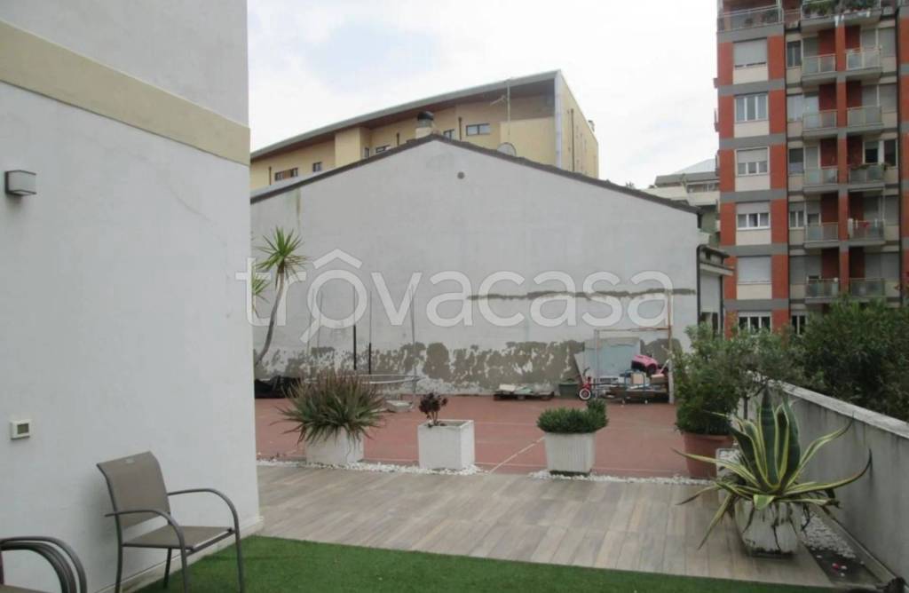 appartamento in vendita a Pescara in zona Centro Città