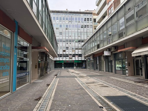 appartamento in vendita a Pescara in zona Centro Città