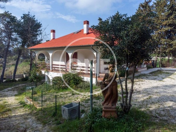 casa indipendente in vendita a Pescara in zona San Silvestro