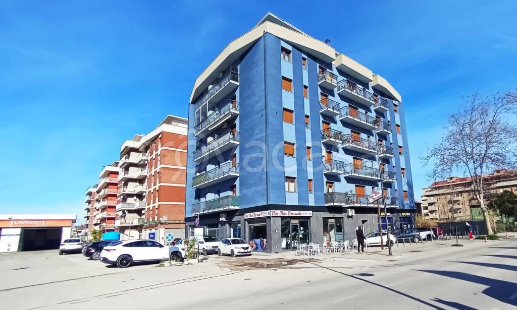 negozio in vendita a Pescara