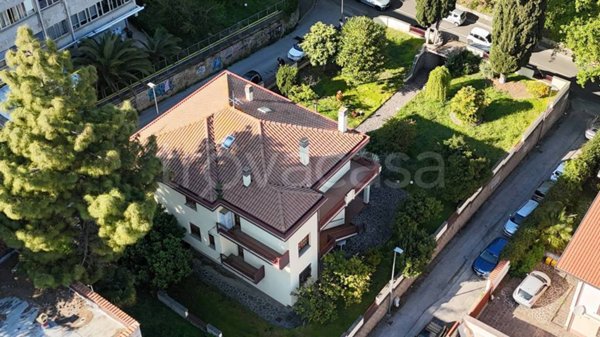 casa indipendente in vendita a Pescara in zona Colle Marino
