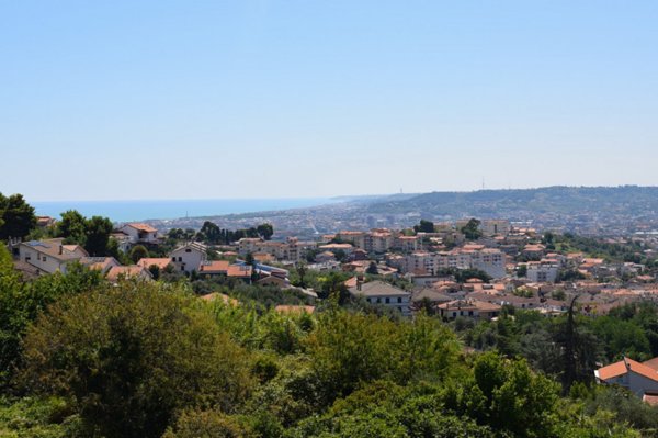 appartamento in vendita a Pescara in zona Centro Città