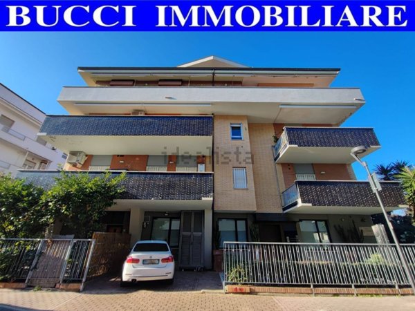 appartamento in vendita a Pescara in zona Kennedy