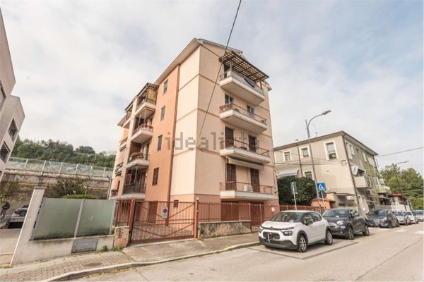 appartamento in vendita a Pescara in zona Centro Città
