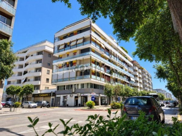 appartamento in vendita a Pescara in zona Porta Nuova