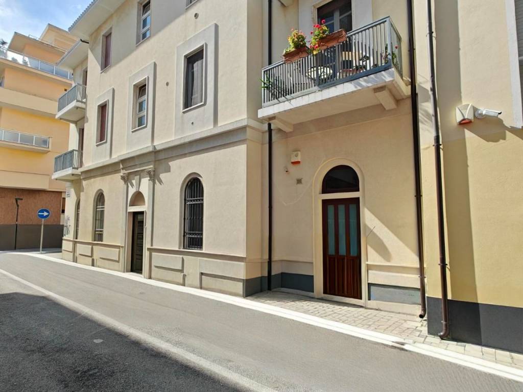 ufficio in vendita a Pescara