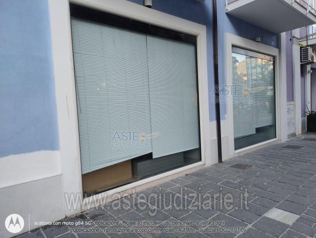 negozio in vendita a Pescara