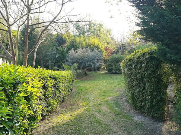 terreno agricolo in vendita a Pescara in zona Colle Innamorati