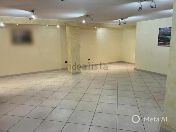 locale di sgombero in vendita a Pescara